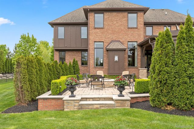 48892 Barola Court, Northville, MI 48167