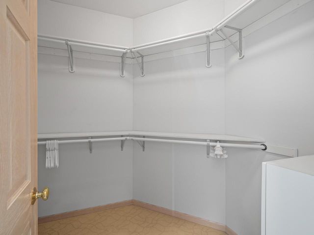 410 Deerpath W, Fontana, WI 53125