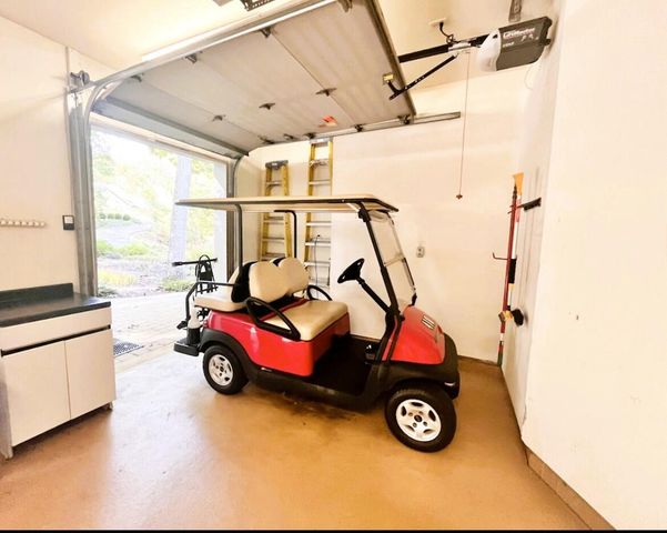 410 Deerpath W, Fontana, WI 53125