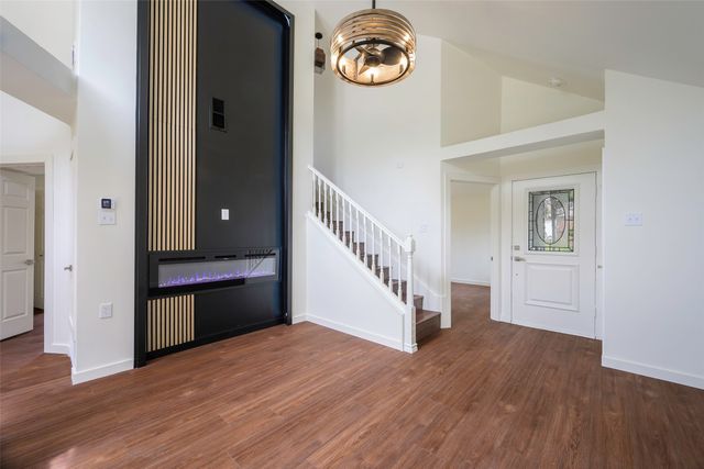 18083 Whispering Gables Lane, Dallas, TX 75287