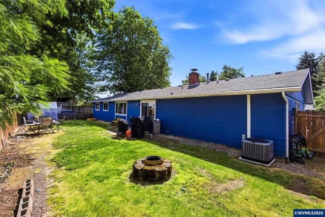 4552 Prince Ct NE, Salem, OR 97305