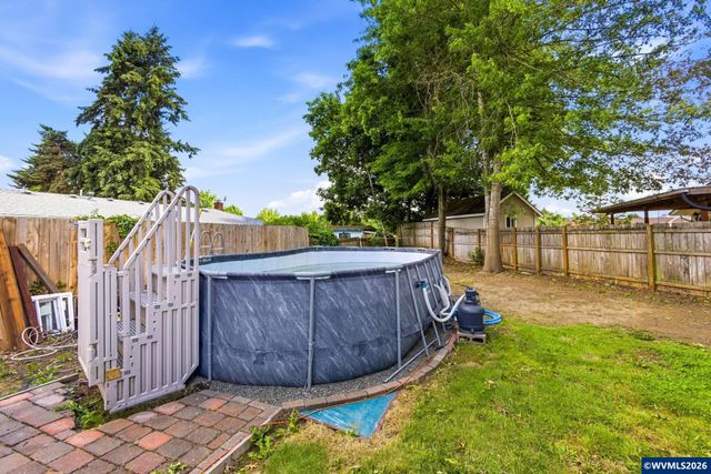 4552 Prince Ct NE, Salem, OR 97305