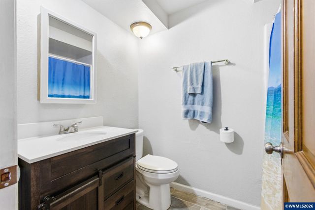 4552 Prince Ct NE, Salem, OR 97305