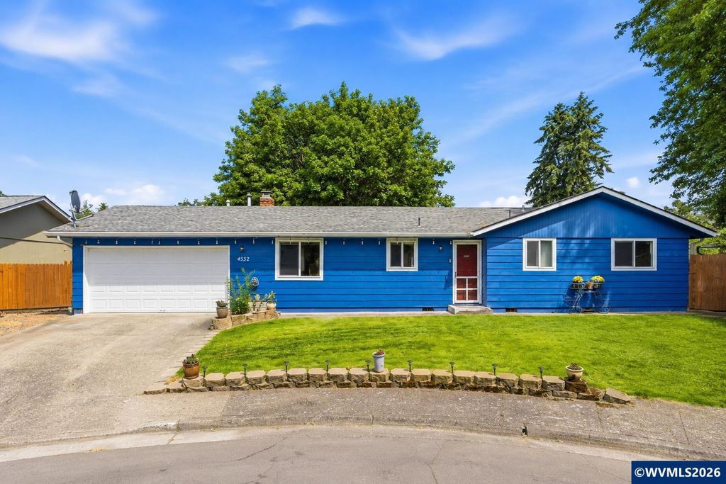 4552 Prince Ct NE, Salem, OR 97305