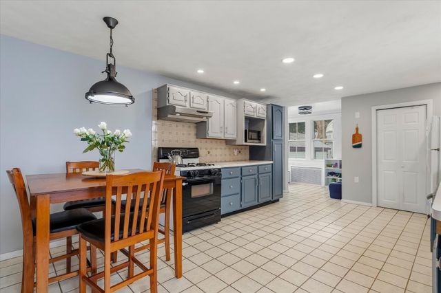5 Mooney Avenue, Salem, MA 01970