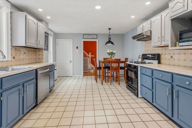 5 Mooney Avenue, Salem, MA 01970