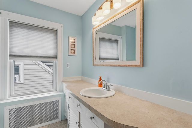 5 Mooney Avenue, Salem, MA 01970