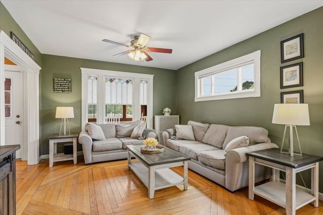 5 Mooney Avenue, Salem, MA 01970