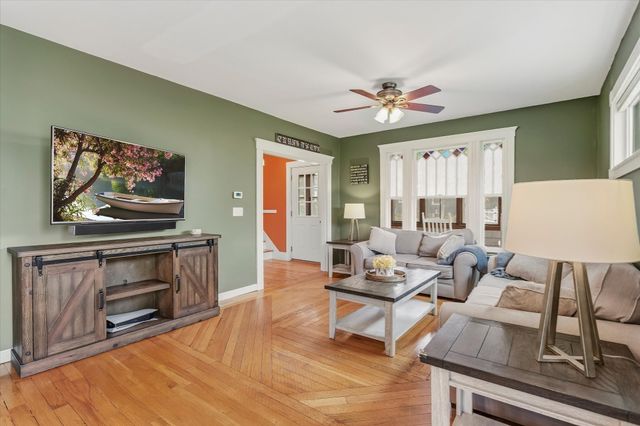 5 Mooney Avenue, Salem, MA 01970