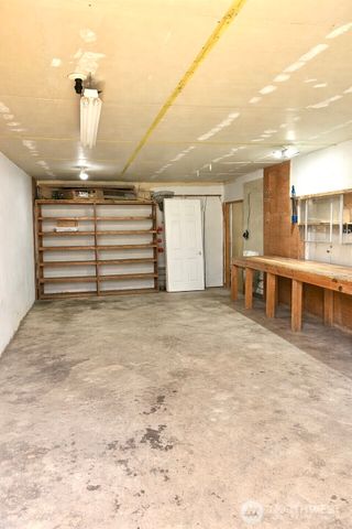 521 NE Larson Lake Rd, Belfair, WA 98528