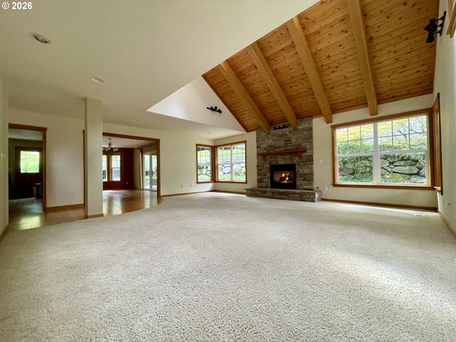 14275 UPLANDS Dr, Lake Oswego, OR 97034