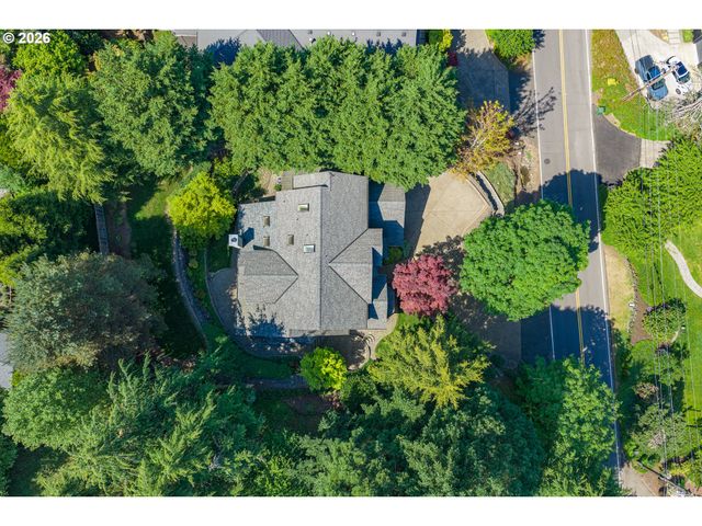 14275 UPLANDS Dr, Lake Oswego, OR 97034