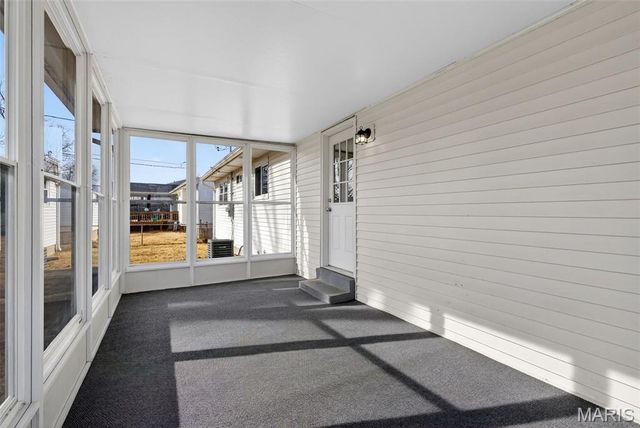 3407 Highgate Lane, St Charles, MO 63301