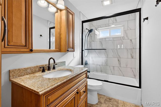 3407 Highgate Lane, St Charles, MO 63301