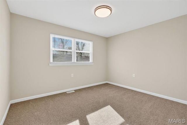 3407 Highgate Lane, St Charles, MO 63301