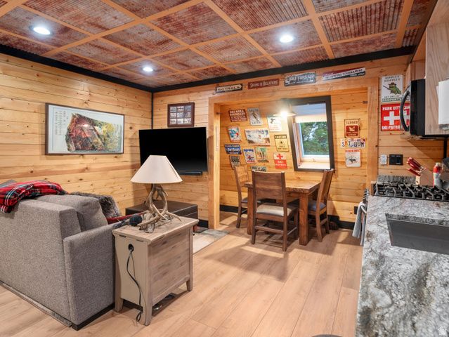 2913 E 3350 N, Eden, UT 84310