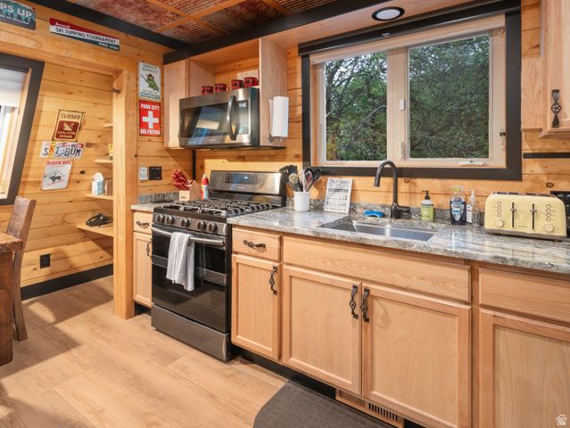2913 E 3350 N, Eden, UT 84310