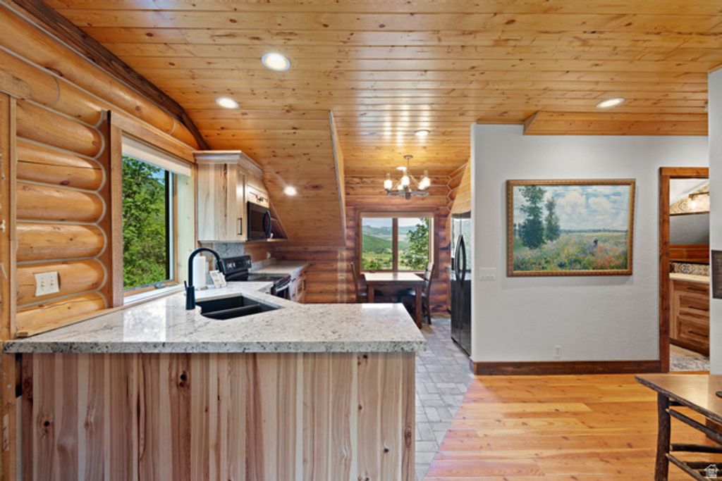 Image 107 of property listing at 2913 E 3350 N, Eden, UT 84310