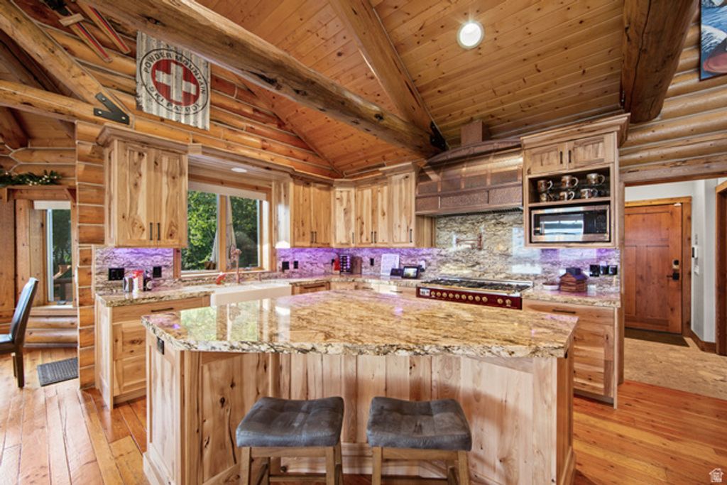 Image 13 of property listing at 2913 E 3350 N, Eden, UT 84310