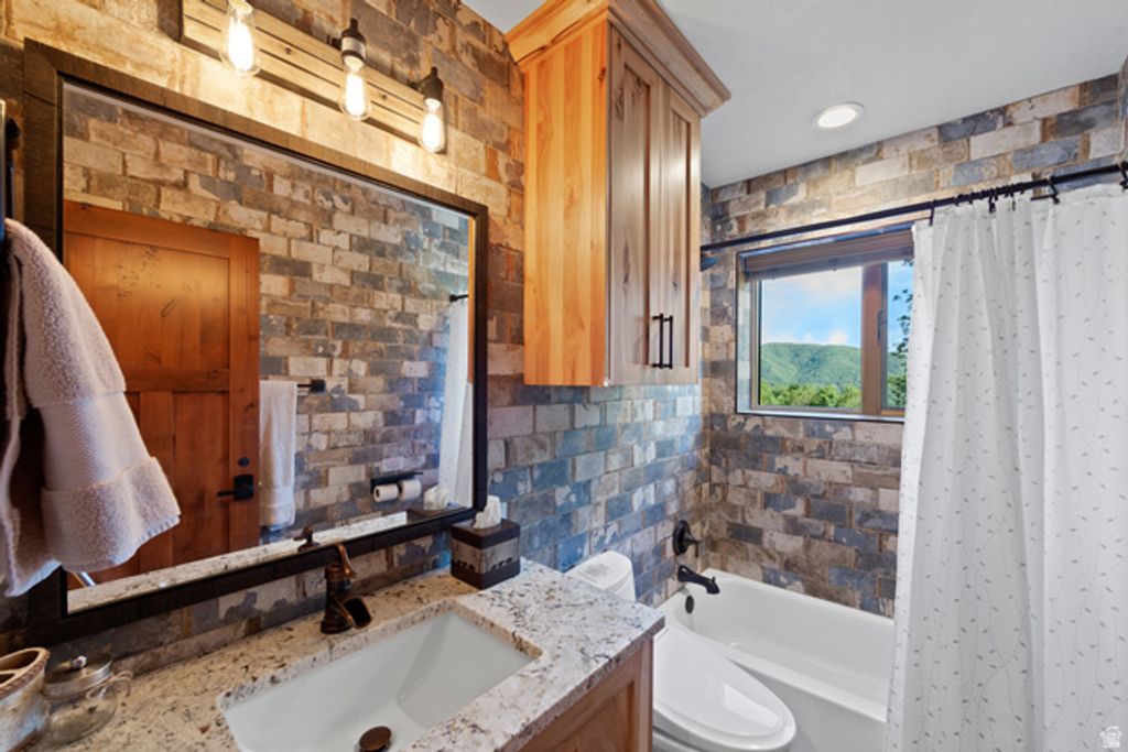 Image 53 of property listing at 2913 E 3350 N, Eden, UT 84310