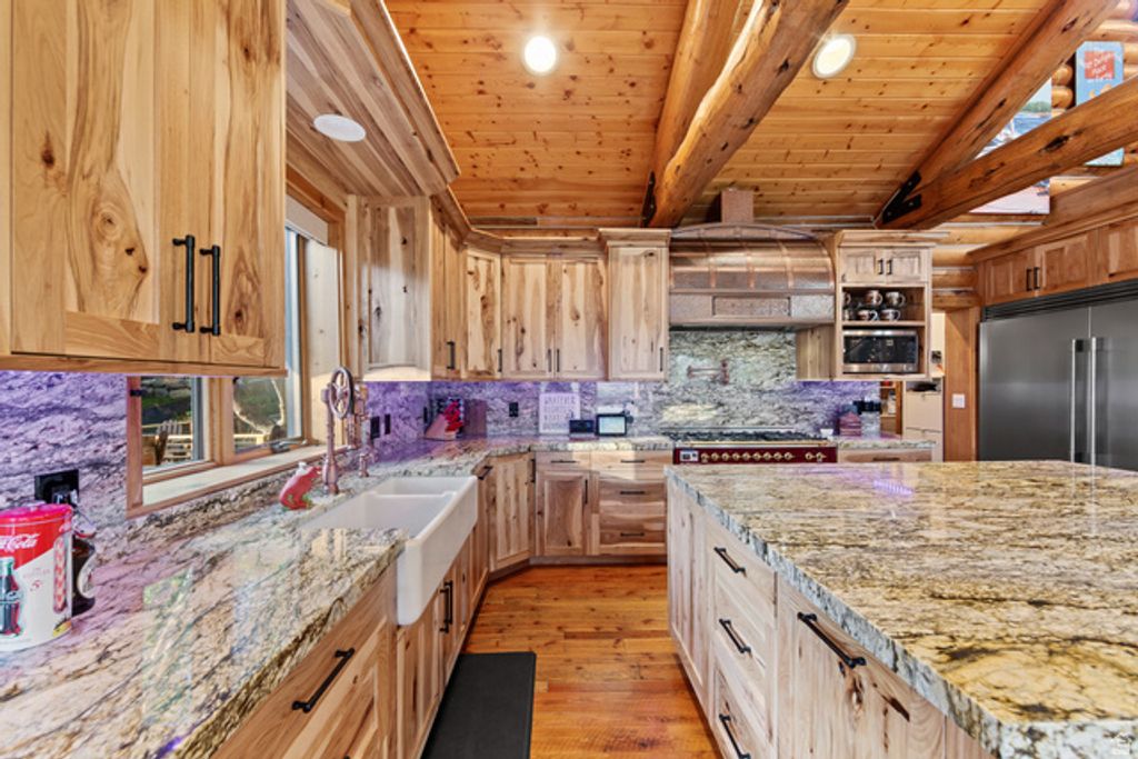 Image 8 of property listing at 2913 E 3350 N, Eden, UT 84310