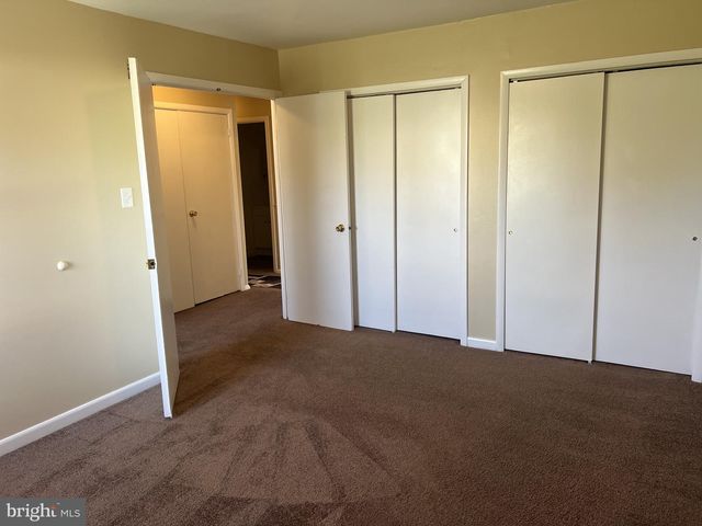 18 LERNER CT, Sicklerville, NJ 08081