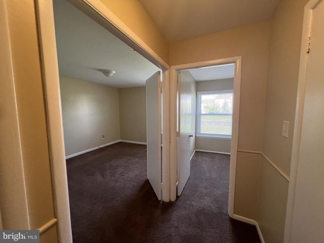 18 LERNER CT, Sicklerville, NJ 08081