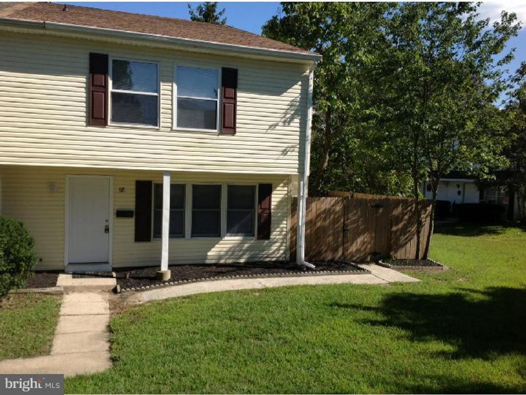 18 LERNER CT, Sicklerville, NJ 08081