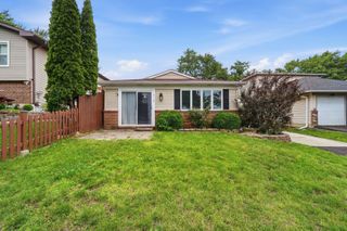 536 Princeton Drive, Bolingbrook, IL 60440