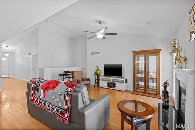 17 Parkville Lane, Festus, MO 63028