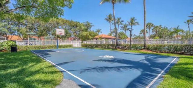 800 Sorrento Drive, Weston, FL 33326