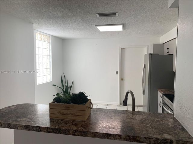 800 Sorrento Drive, Weston, FL 33326