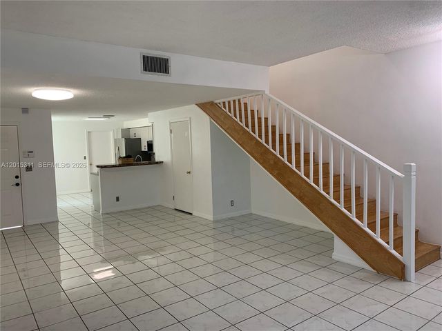800 Sorrento Drive, Weston, FL 33326