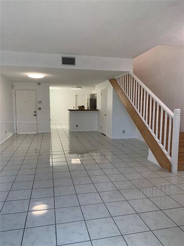 800 Sorrento Drive, Weston, FL 33326