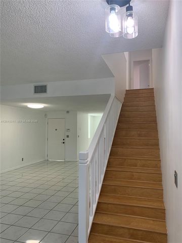 800 Sorrento Drive, Weston, FL 33326