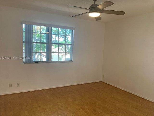 800 Sorrento Drive, Weston, FL 33326