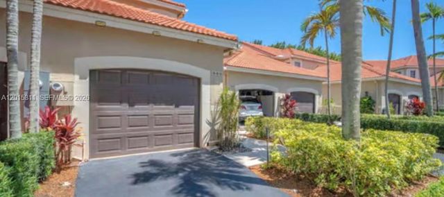 800 Sorrento Drive, Weston, FL 33326