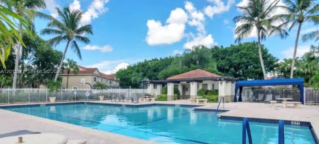 800 Sorrento Drive, Weston, FL 33326