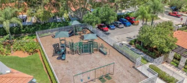 800 Sorrento Drive, Weston, FL 33326