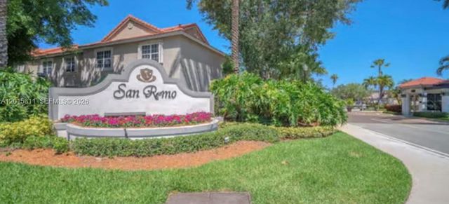 800 Sorrento Drive, Weston, FL 33326