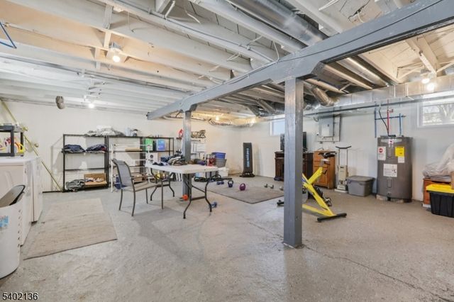 5 Lewisburg Rd, Wantage Twp., NJ 07461