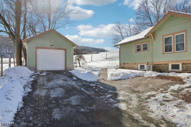 5 Lewisburg Rd, Wantage Twp., NJ 07461