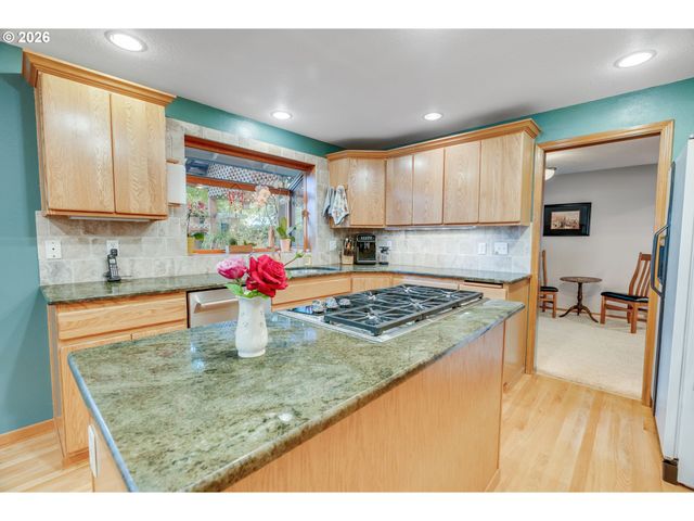 19500 Sw ALDERWOOD Ct, Beaverton, OR 97003