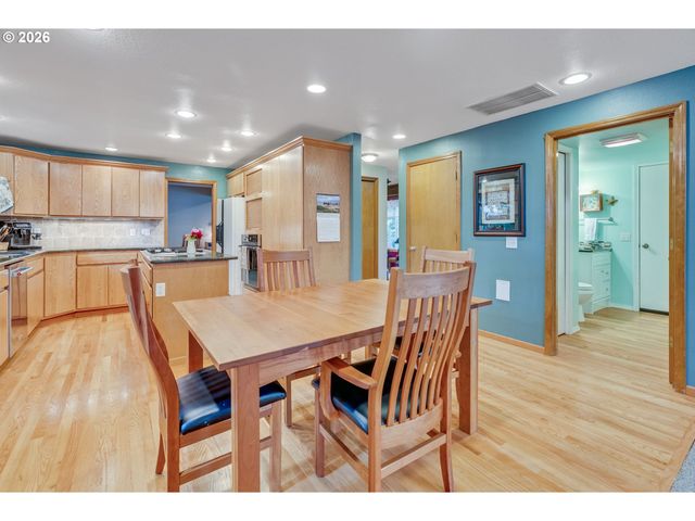 19500 Sw ALDERWOOD Ct, Beaverton, OR 97003