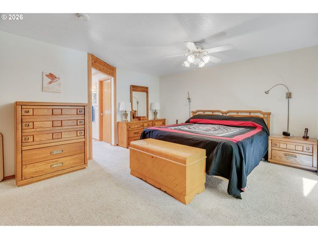 19500 Sw ALDERWOOD Ct, Beaverton, OR 97003