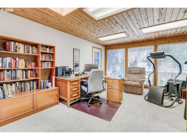 19500 Sw ALDERWOOD Ct, Beaverton, OR 97003