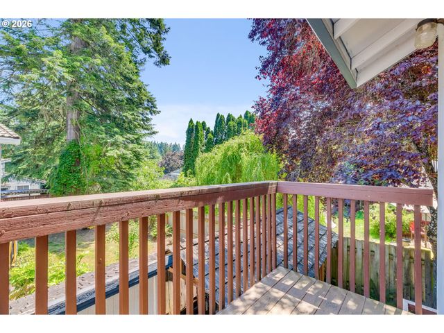 19500 Sw ALDERWOOD Ct, Beaverton, OR 97003