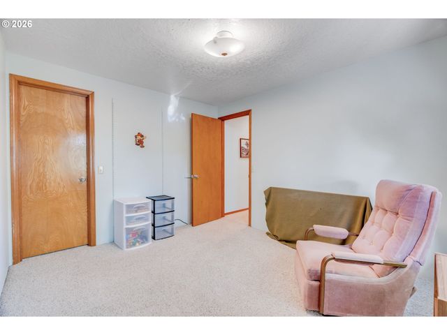 19500 Sw ALDERWOOD Ct, Beaverton, OR 97003