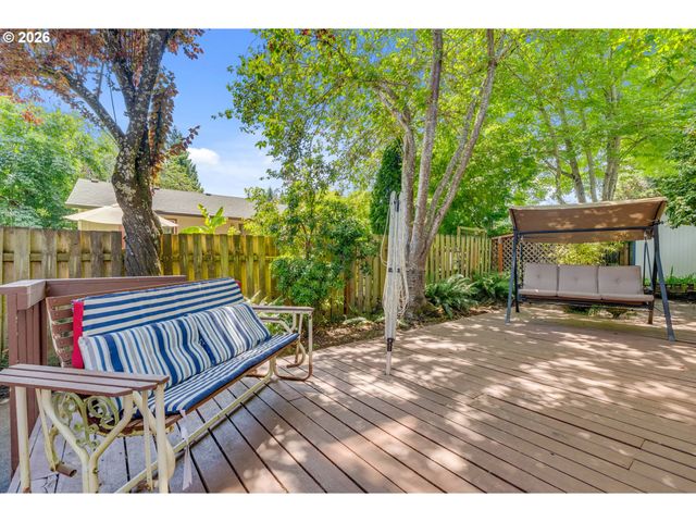 19500 Sw ALDERWOOD Ct, Beaverton, OR 97003
