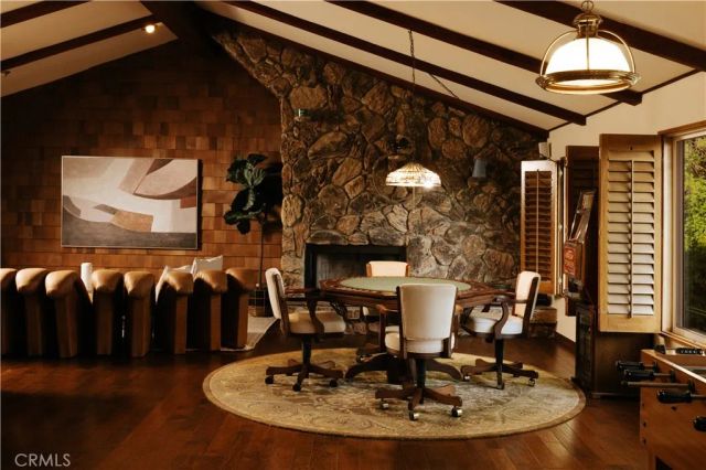 4134 Towhee Drive, Calabasas, CA 91302